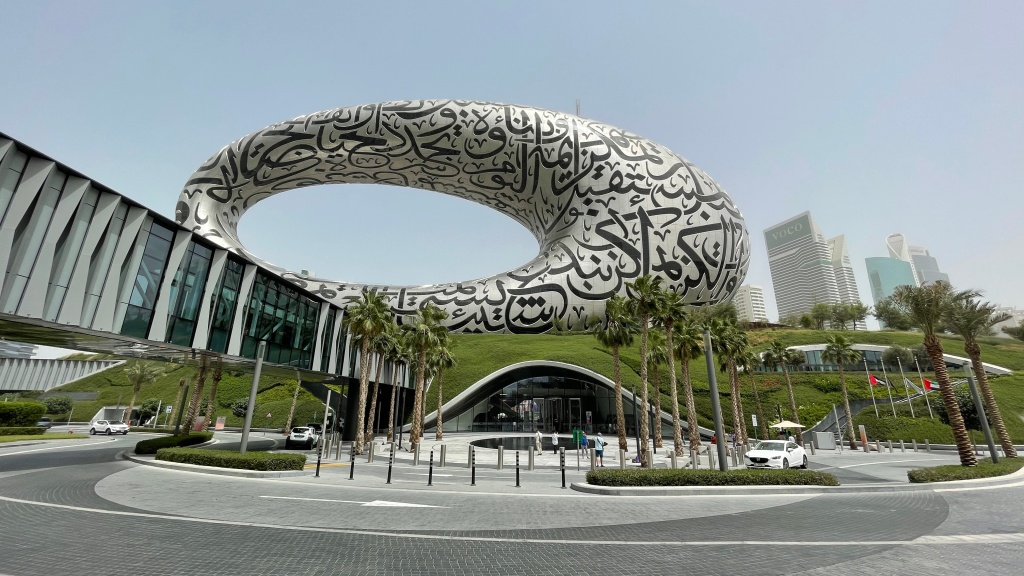 Futur, Art, Mall et Burj Khalifa